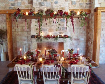 Winter warm tones medieval inspired table-settings